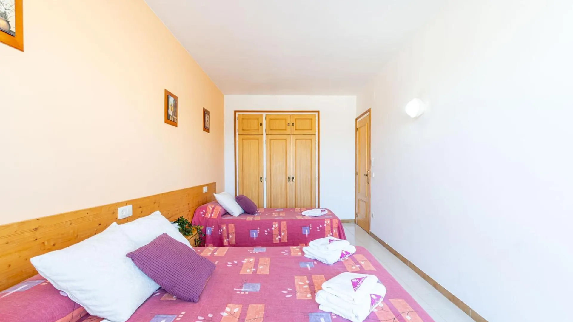 Basic Comfort Apartment Port Moxo 3º 0132 Эмпуриабрава